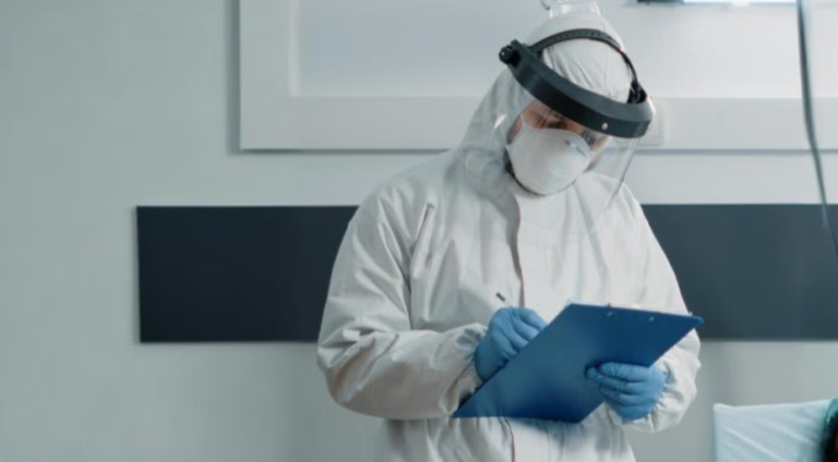 Clinical response to Avian Influenza A(H5N1): regional experts share recommendations and experiences